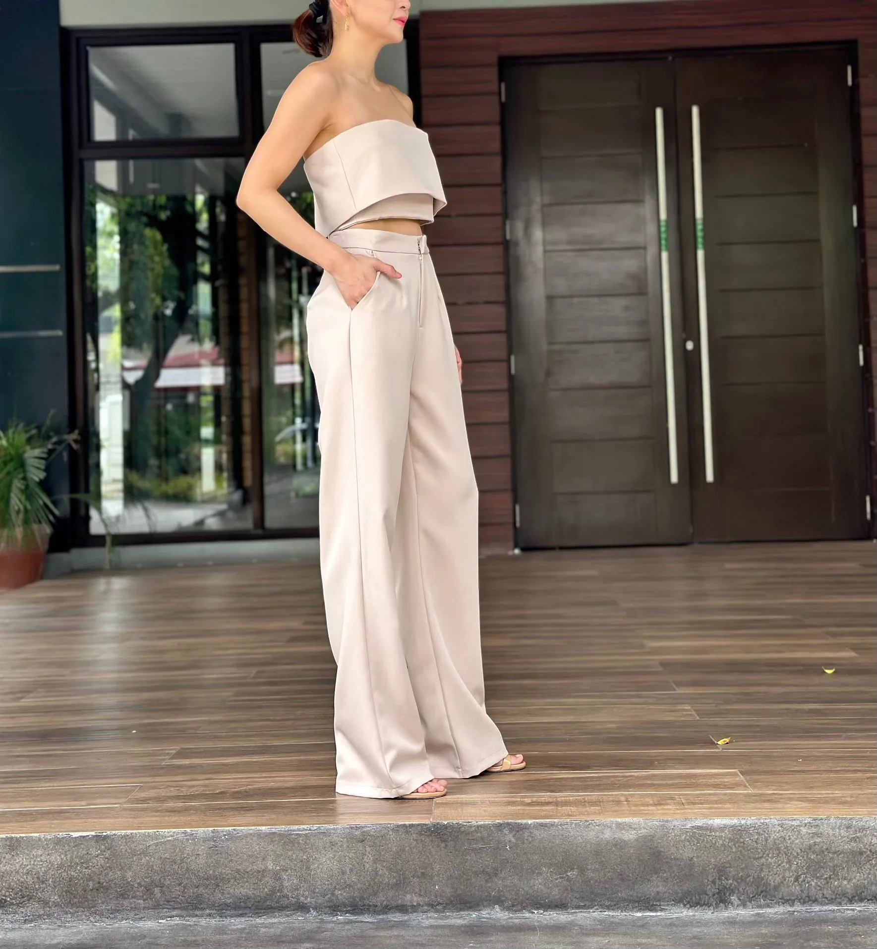 Alessia Tube Set in Beige