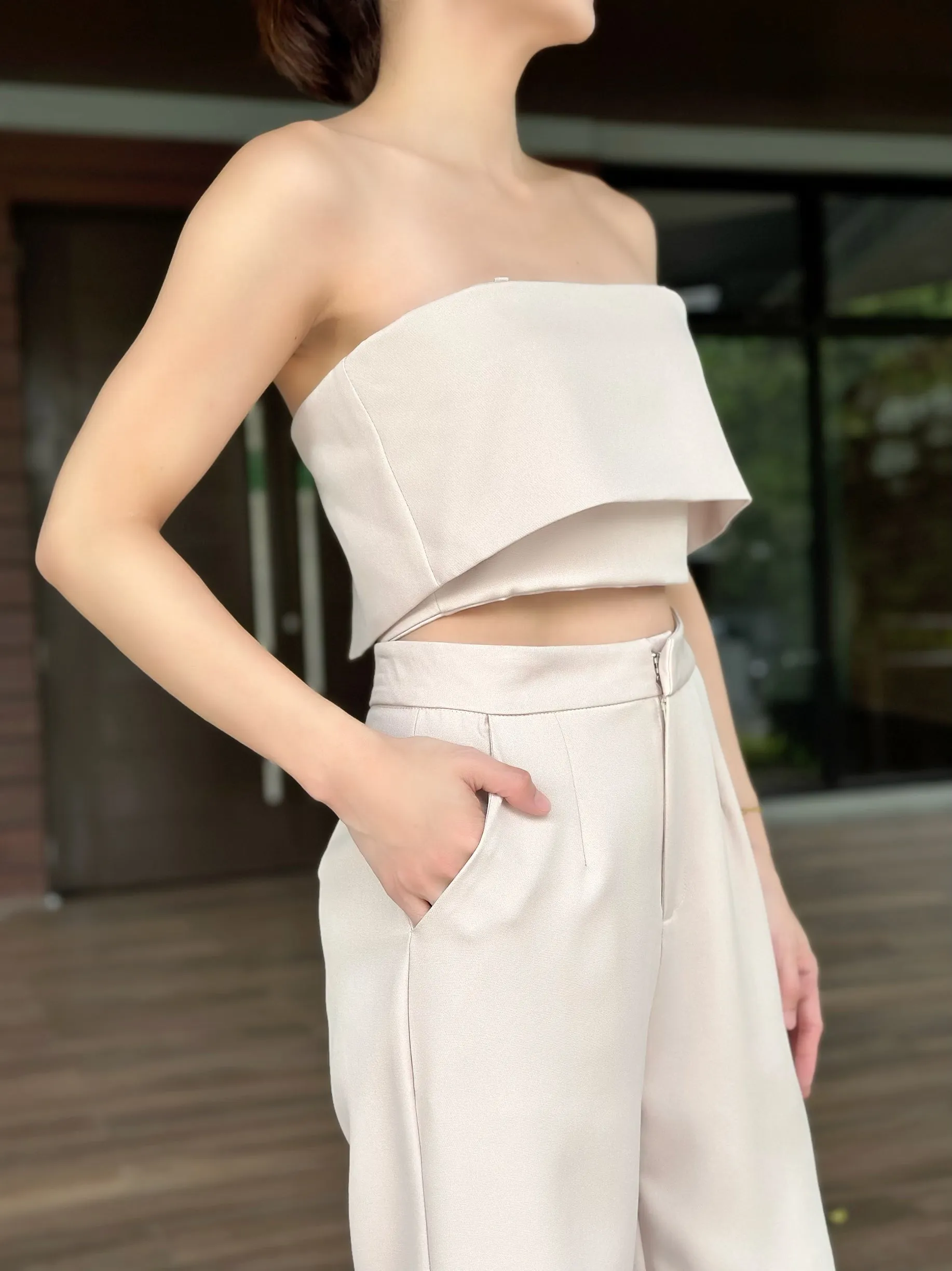 Alessia Tube Set in Beige