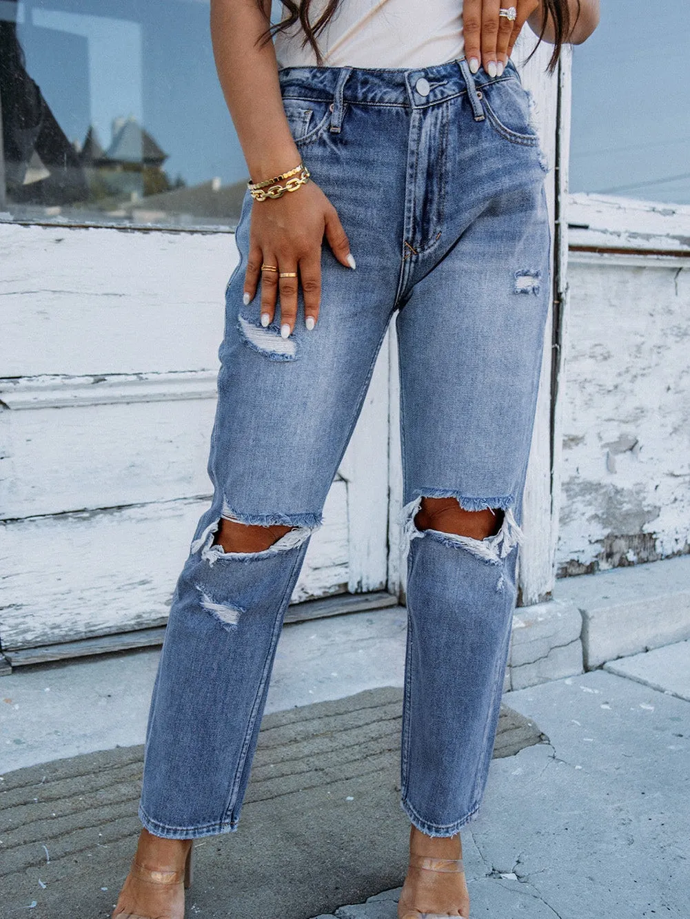 Boyfriend Fit Ripped Jeans