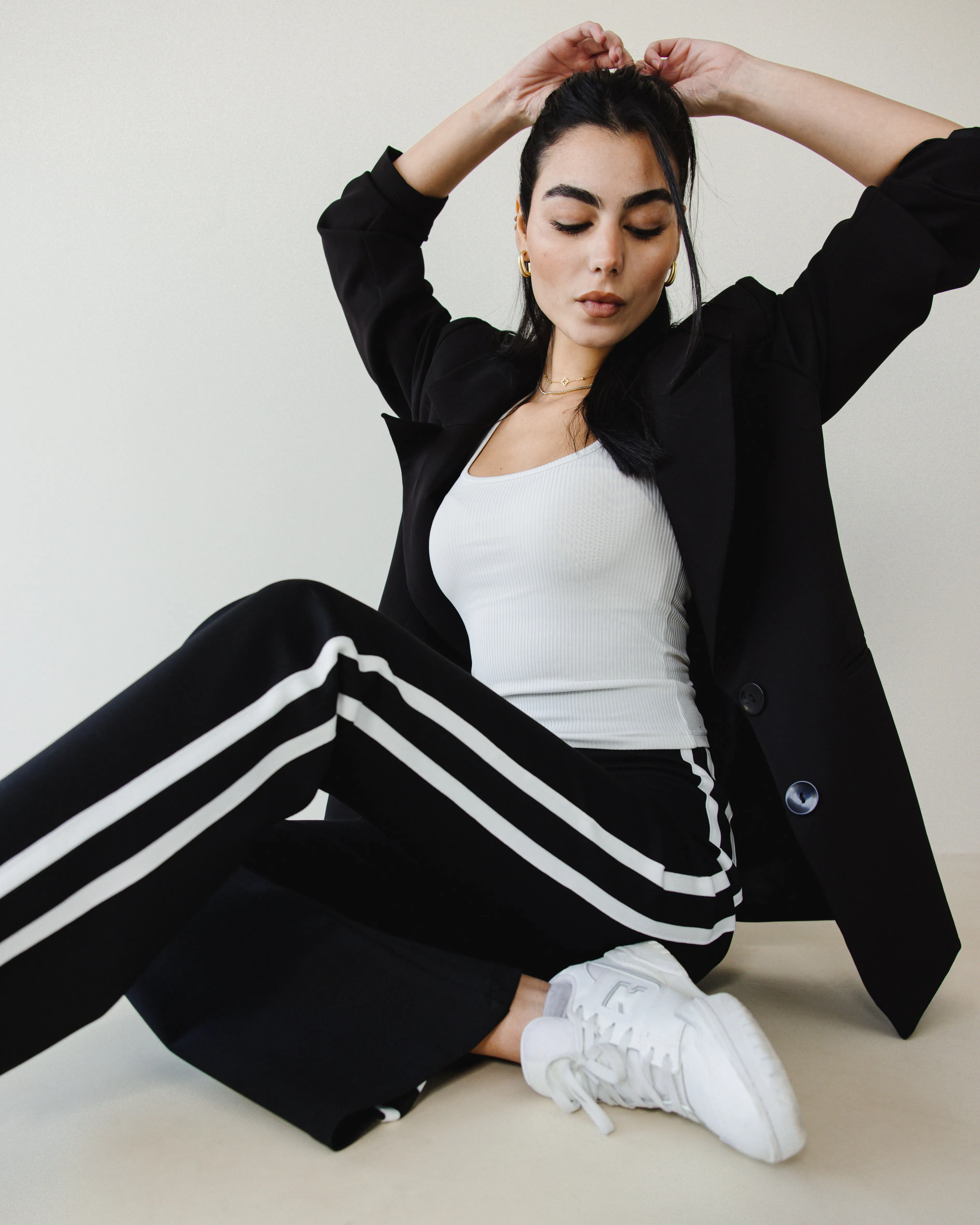 FLARE LEGGINGS WITH SIDE TAPE