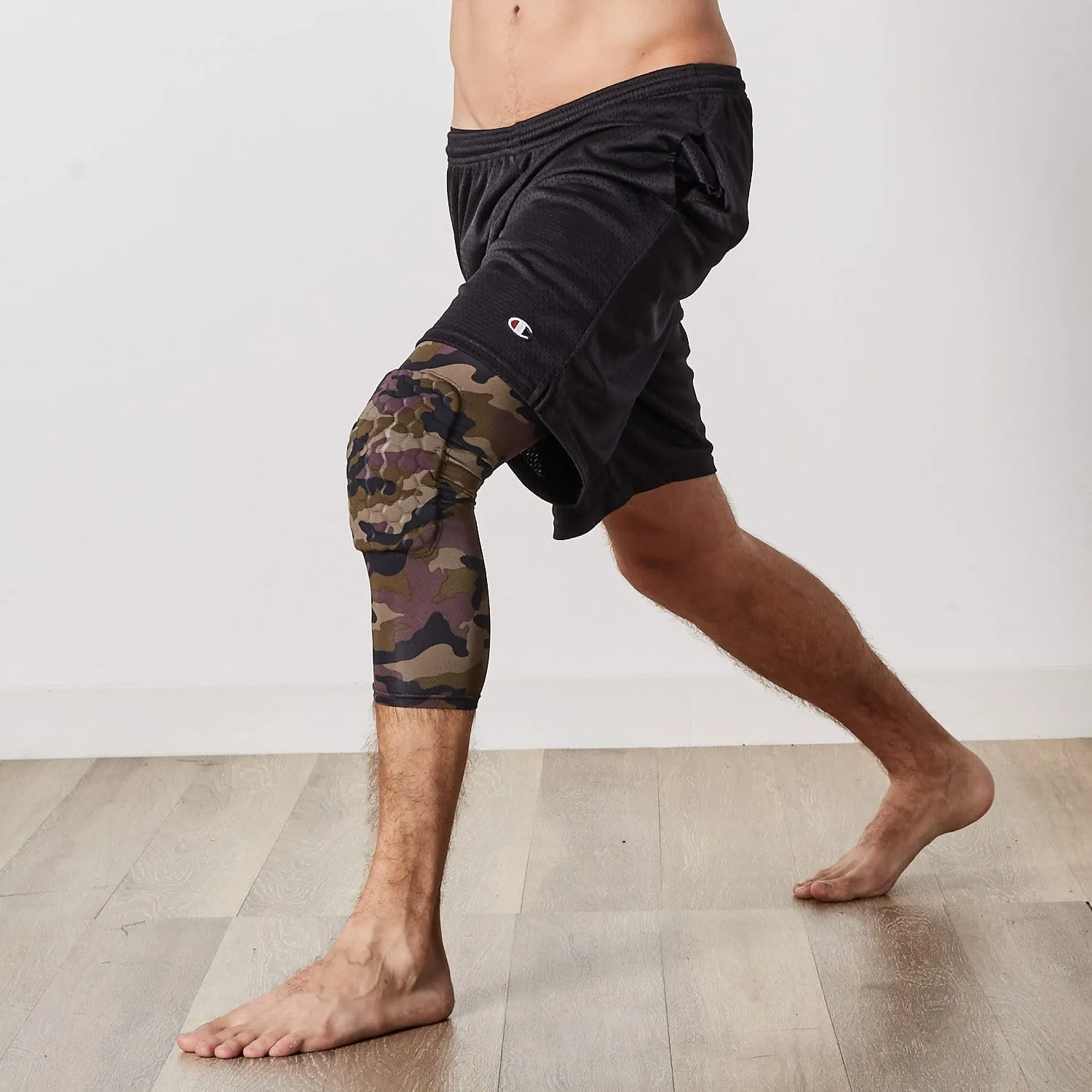 LEG COMPRESSION SLEEVE WITH PADDED KNEE SUPPORT