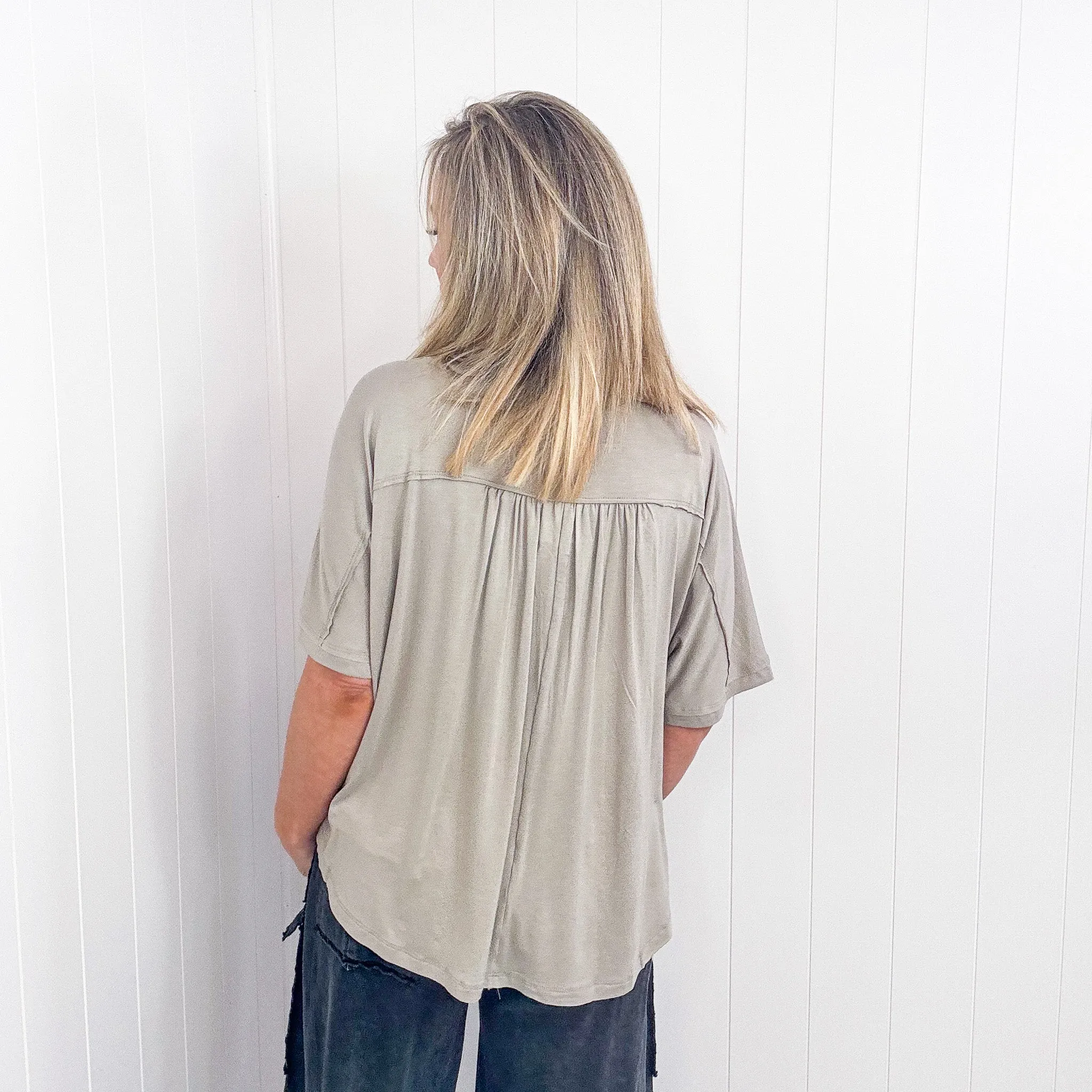 Oversized Short Sleeve Pleated Back Tunic in 3 Colors