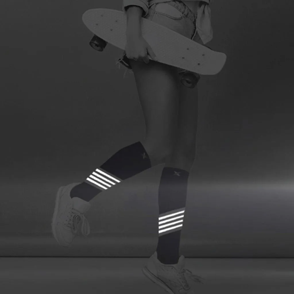 RUN  ULTRA V-STRIPED REFLECTIVE - ATHELTIC GRADE COMPRESSION SOCKS