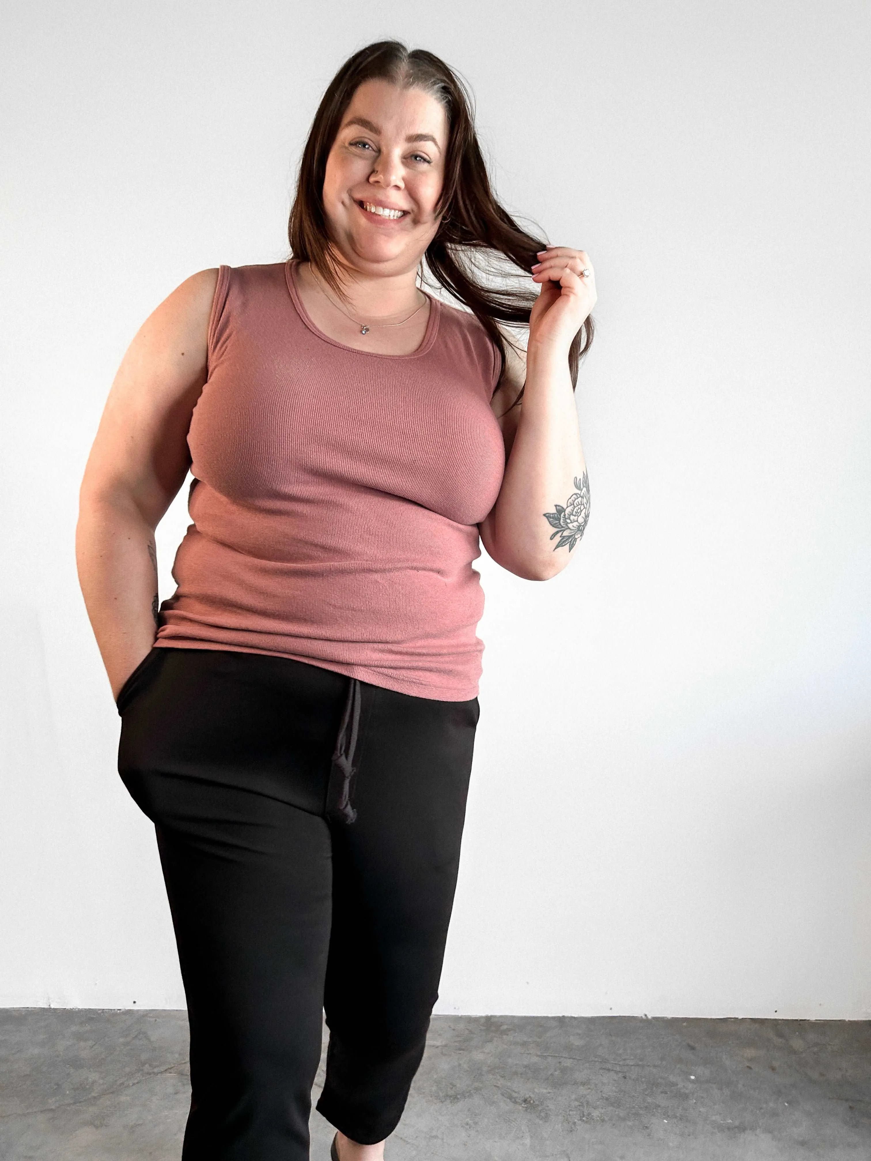 The Ribbed Tank in Caramel