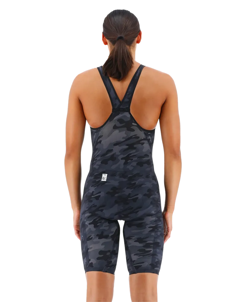 WOMENS BLACK CAMO VENZO CLOSED BACK TYR