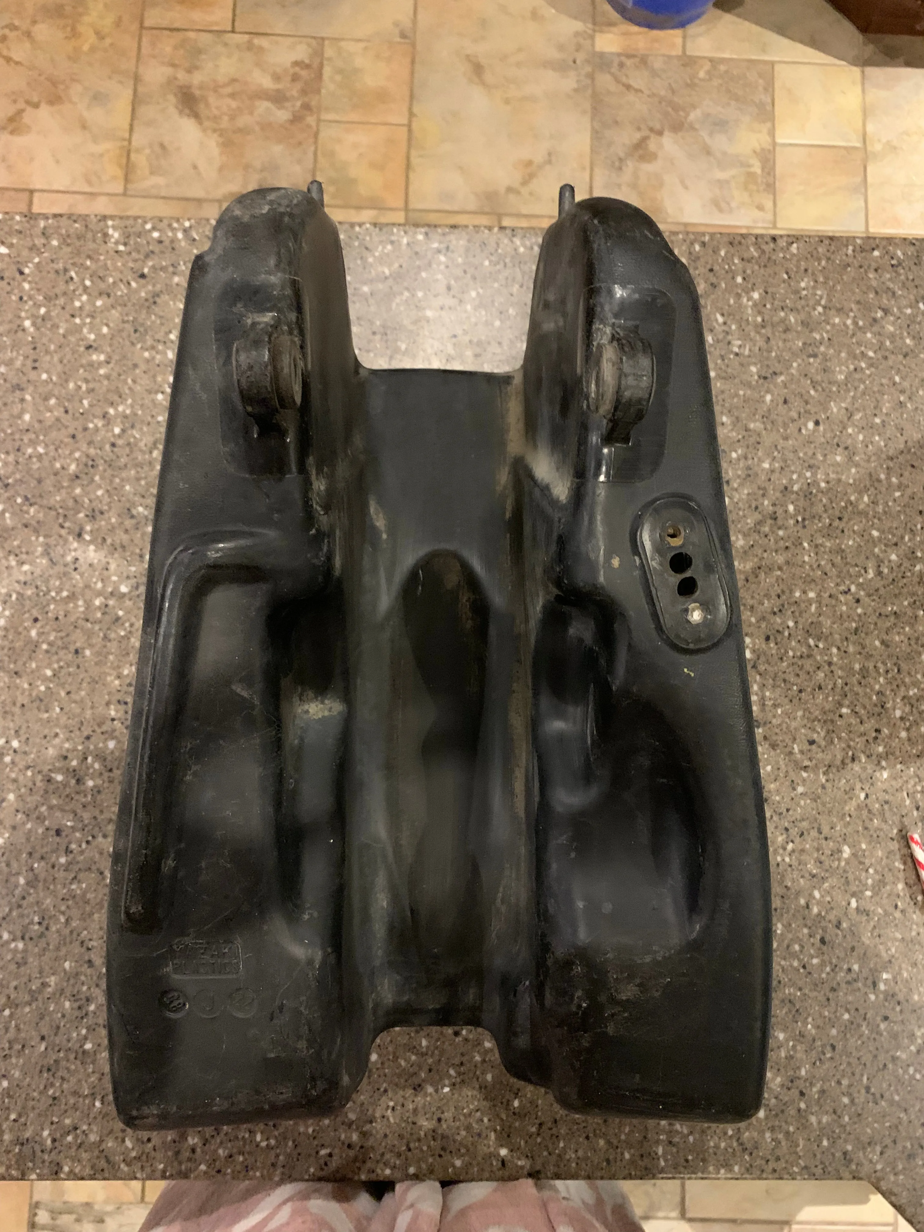 Yamaha YFM 200 Moto 4 Gas Tank